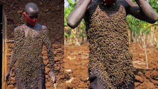 A Man Covered With Thousands Of Bees On His Body  EXTRAORDINARY PEOPLE [upl. by Reidid290]